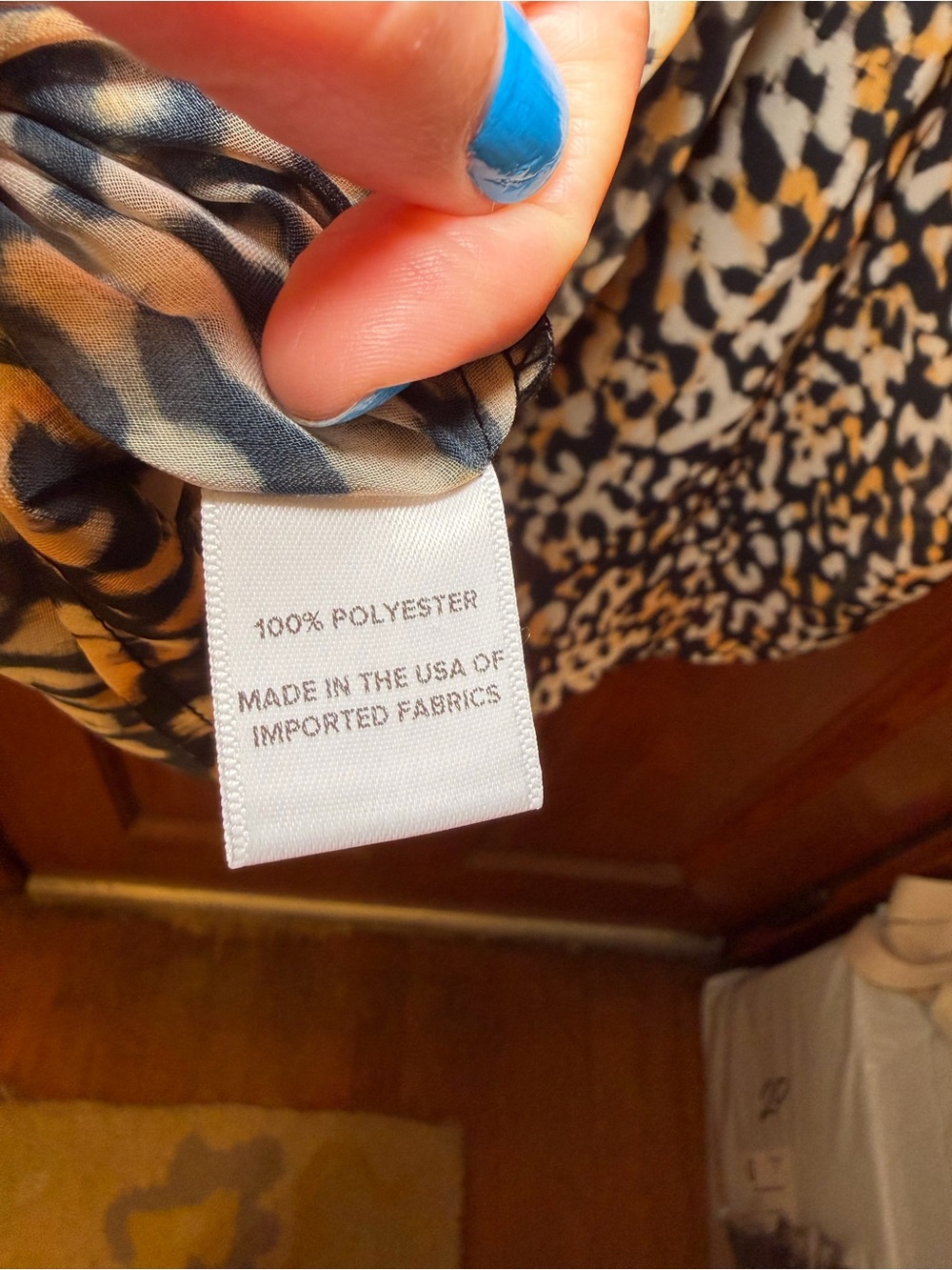 Evereve Leopard-Print Cap Sleeve Blouse — Size L - Picture 9 of 16